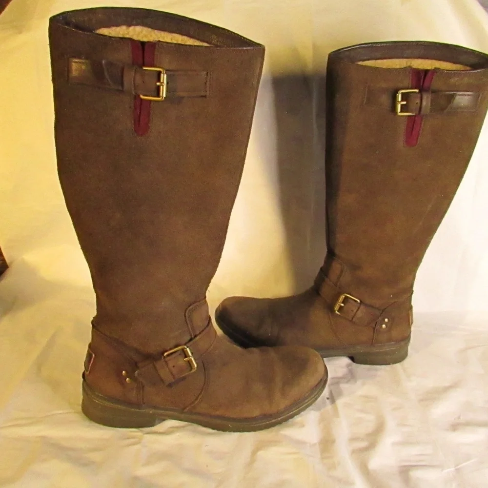 UGG Women's Thomsen Boots